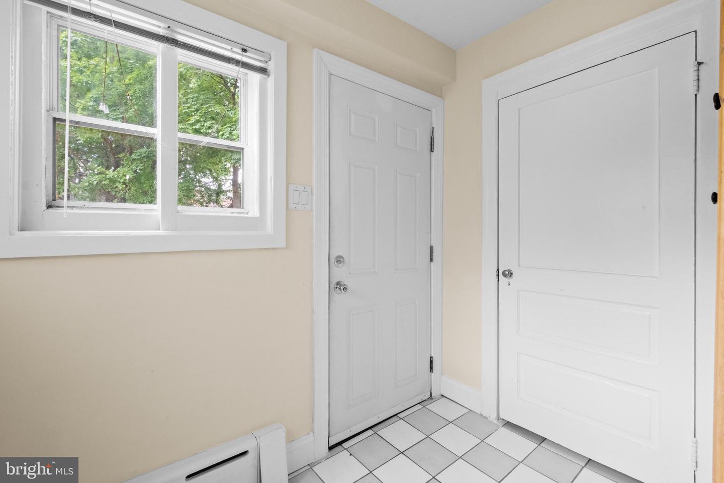 107 Montgomery Ave Property Photo 18