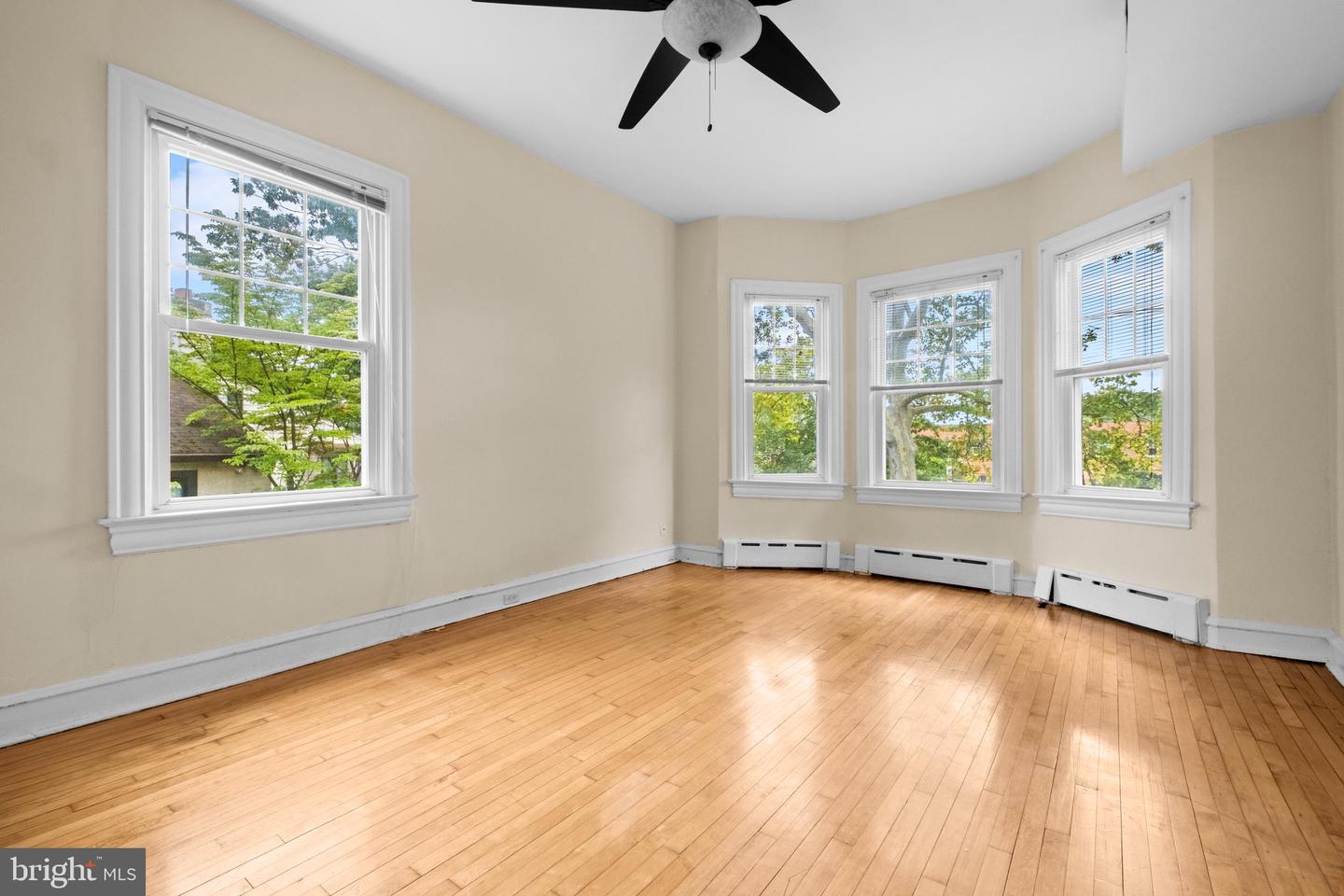 107 Montgomery Ave Property Photo 39