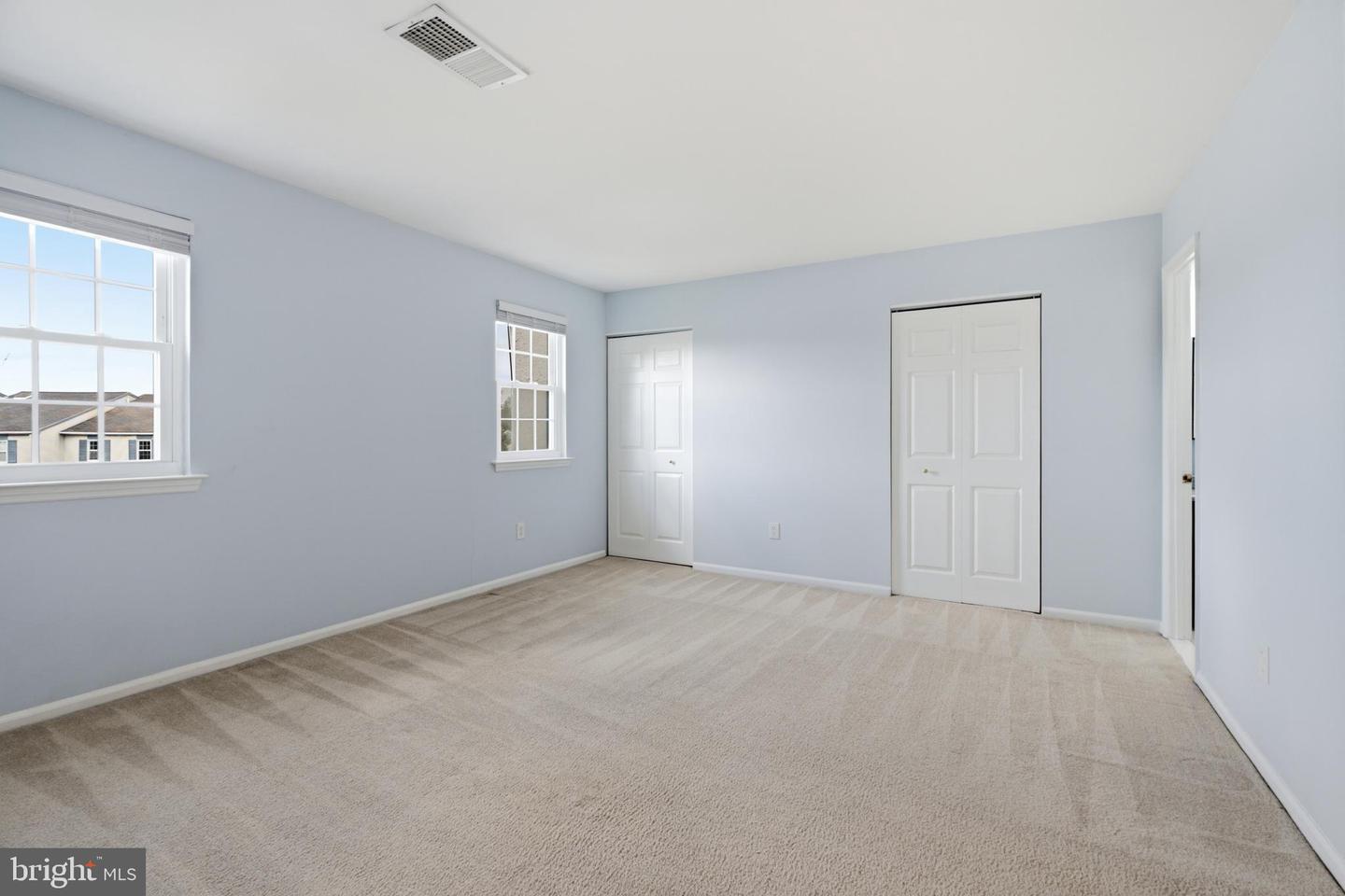 235 Lawndale Ave Property Photo 15