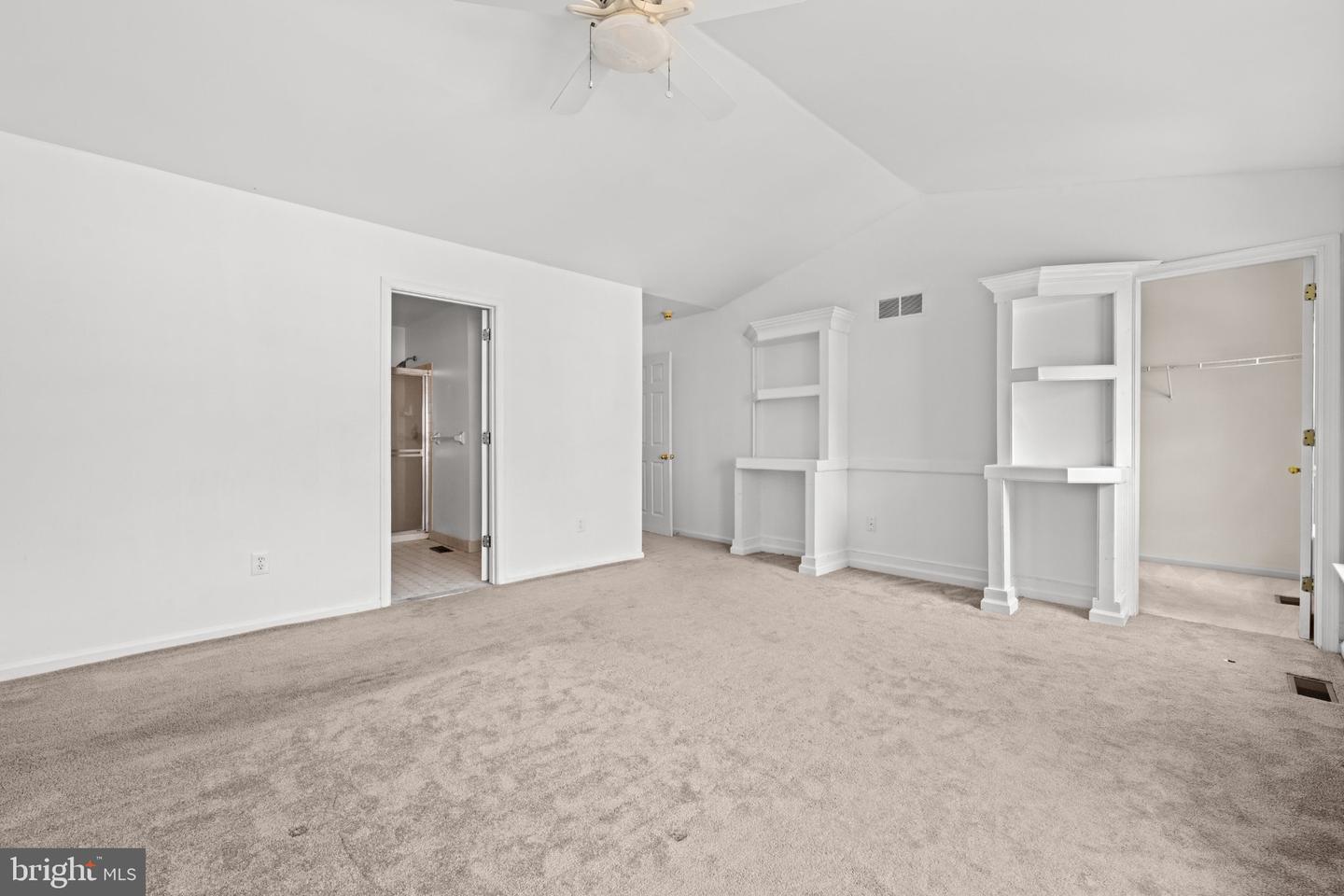 9 Plum Ct Property Photo 13