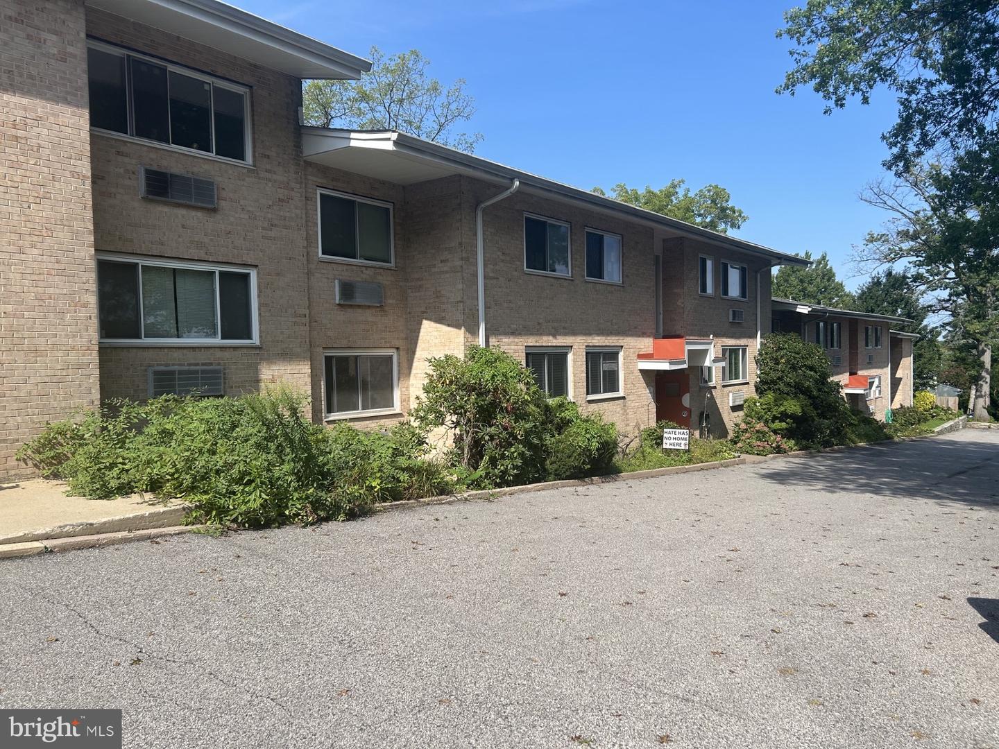 650 BROOKE RD #B13 Property Photo 1