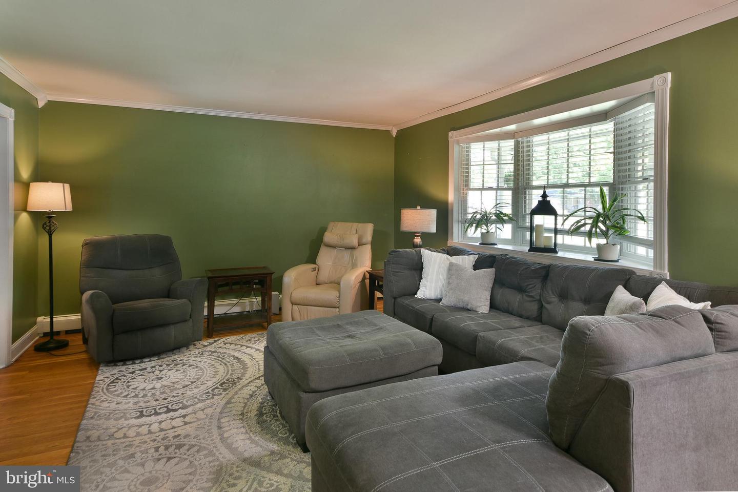 1130 Hunter Hill Dr # Property Photo 4