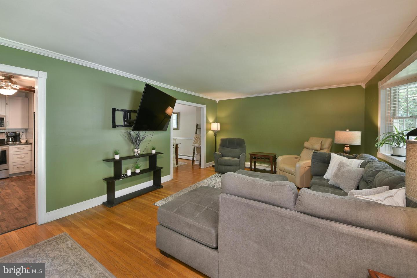1130 Hunter Hill Dr # Property Photo 6