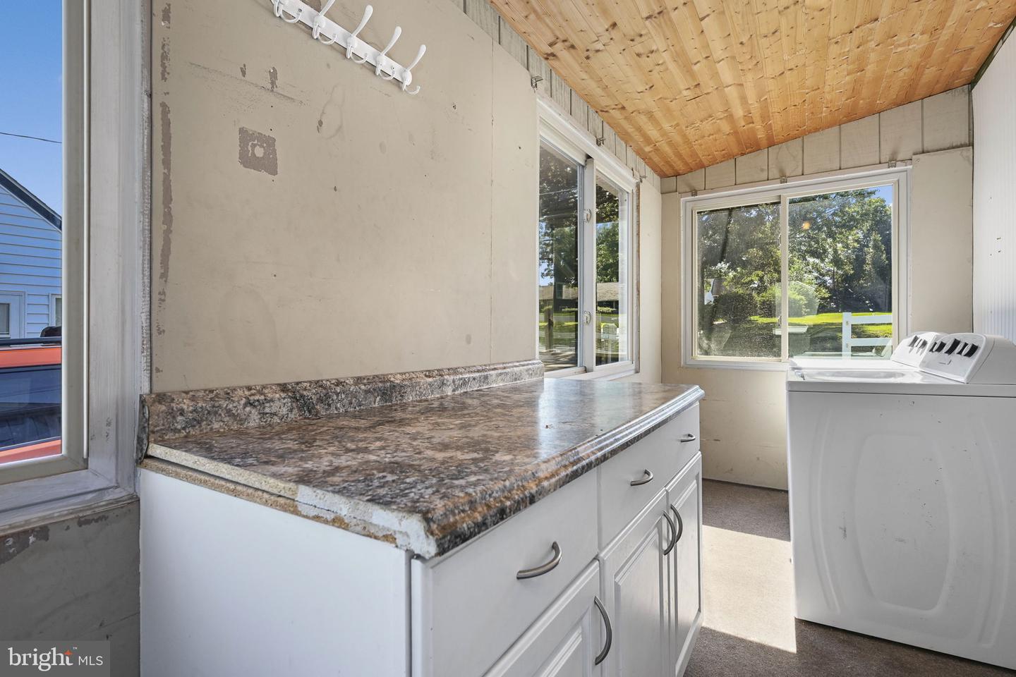 321 N Pleasantview Rd Property Photo 10