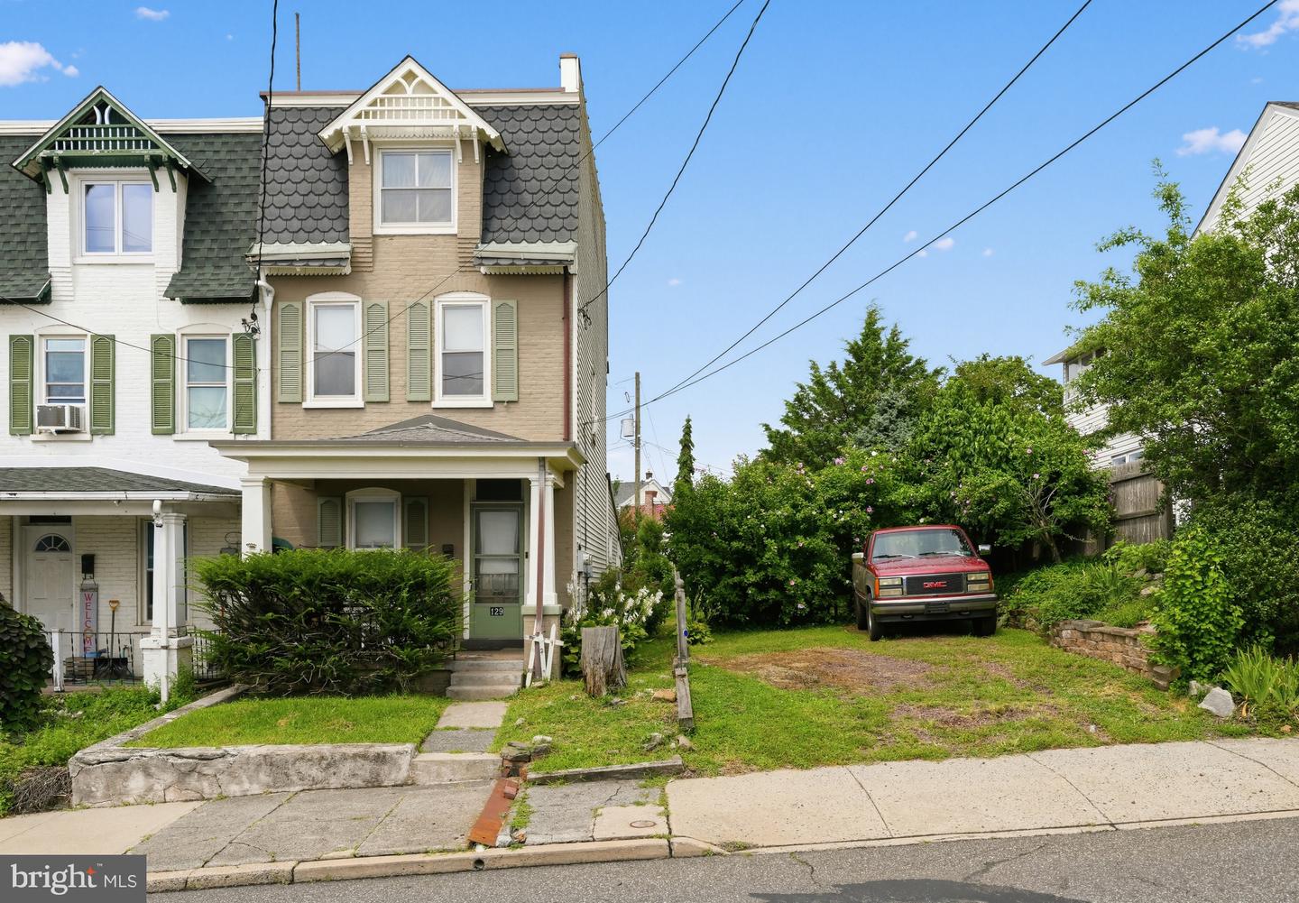 129 S Keim St Property Photo 1