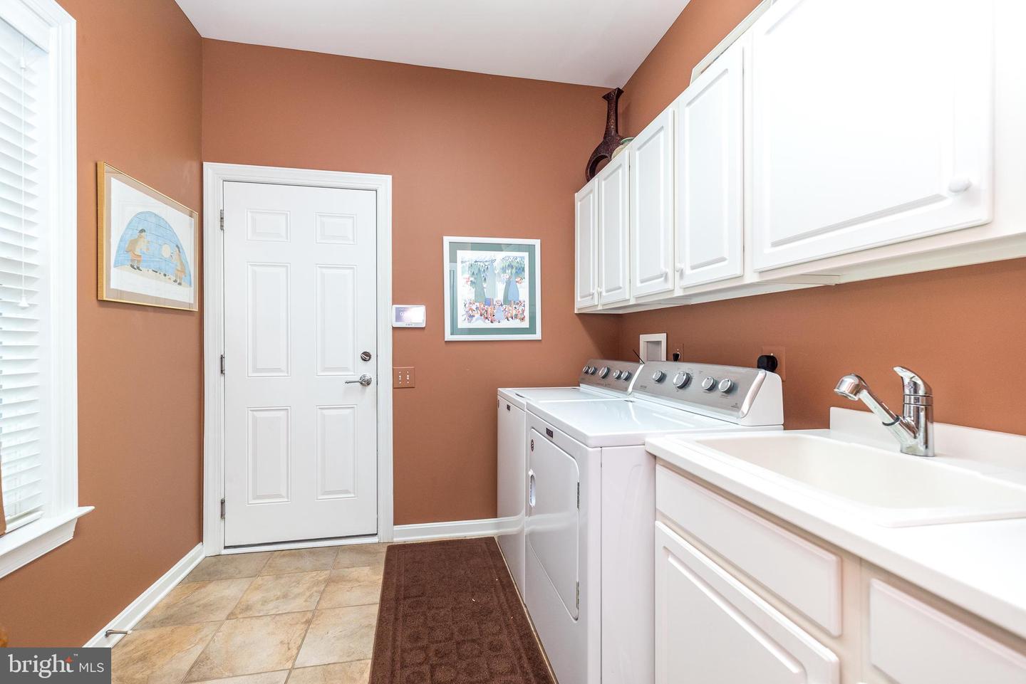 215 Goldenrod Dr Property Photo 30