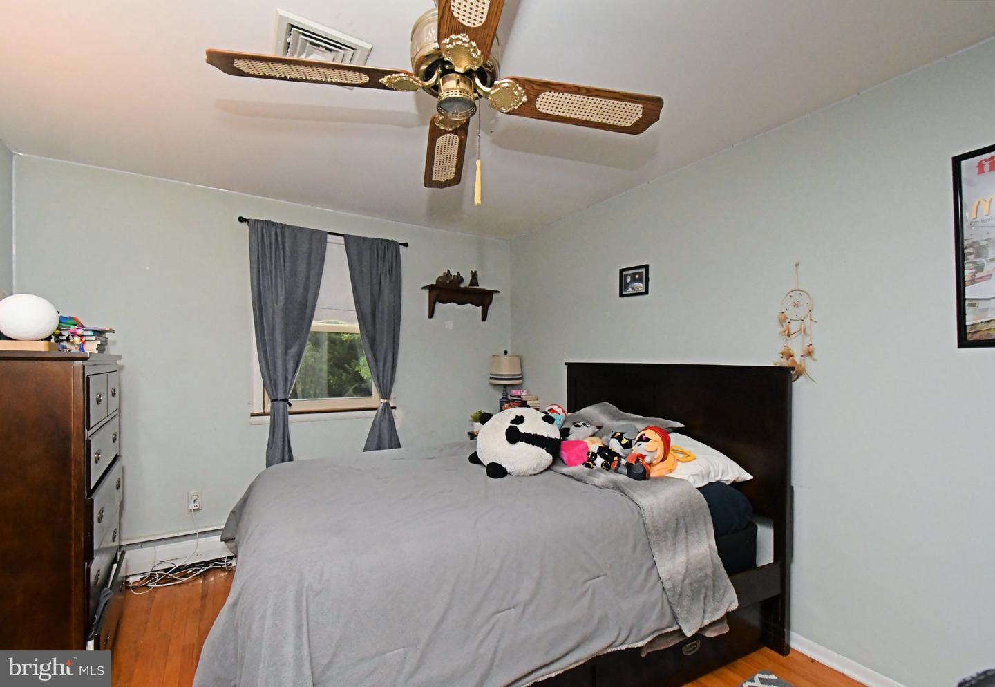 743 Champlain Dr Property Photo 27