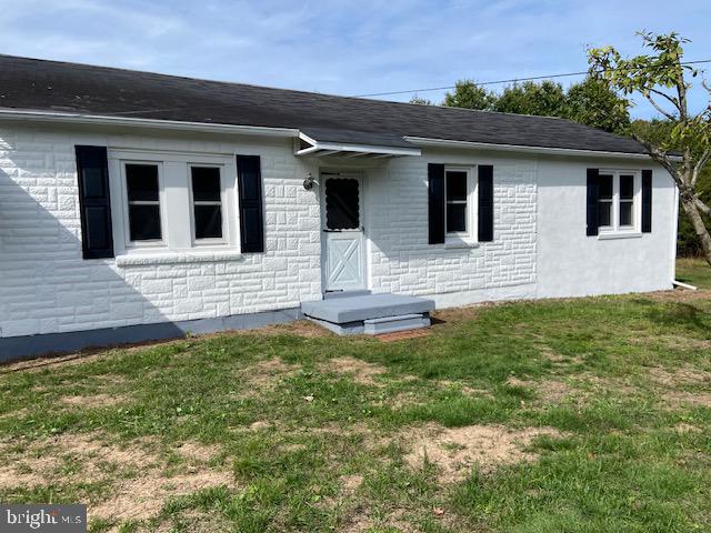 1033 WALT RD Property Photo 1