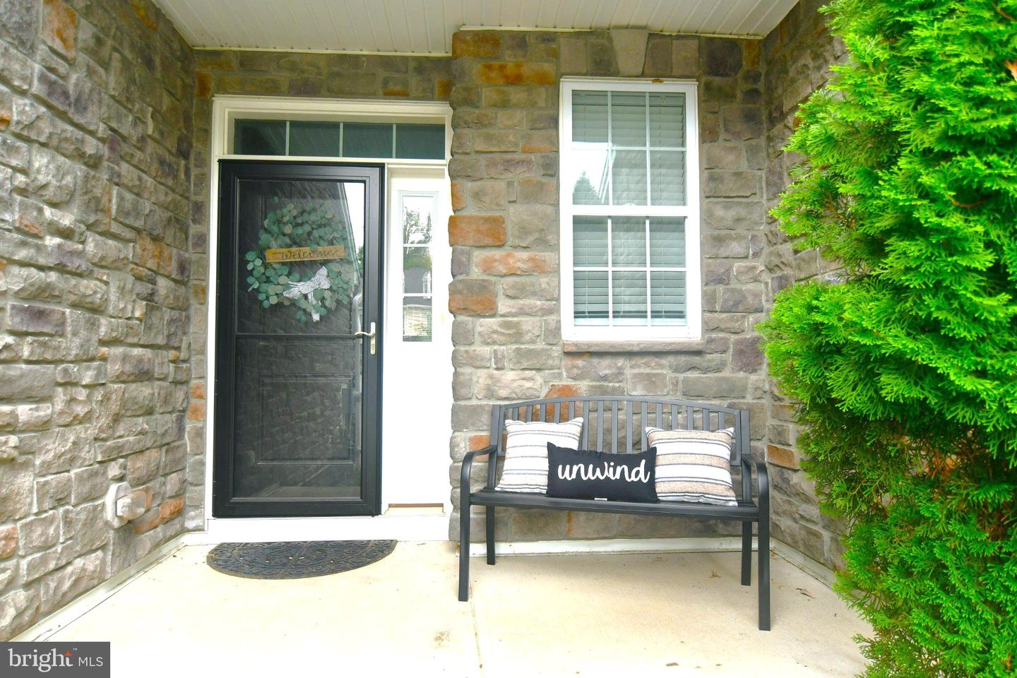2091 Julia Dr Property Photo 2