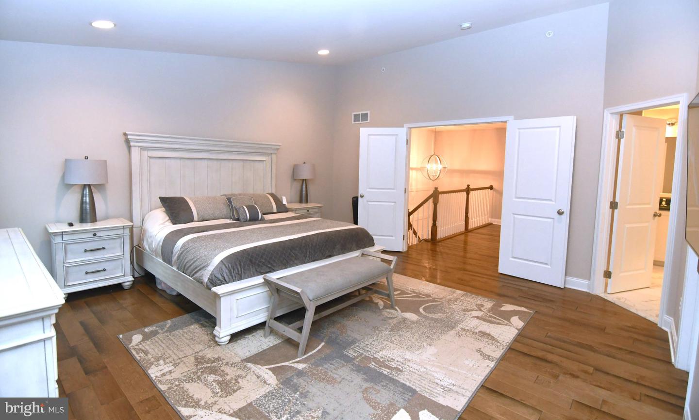 2091 Julia Dr Property Photo 22