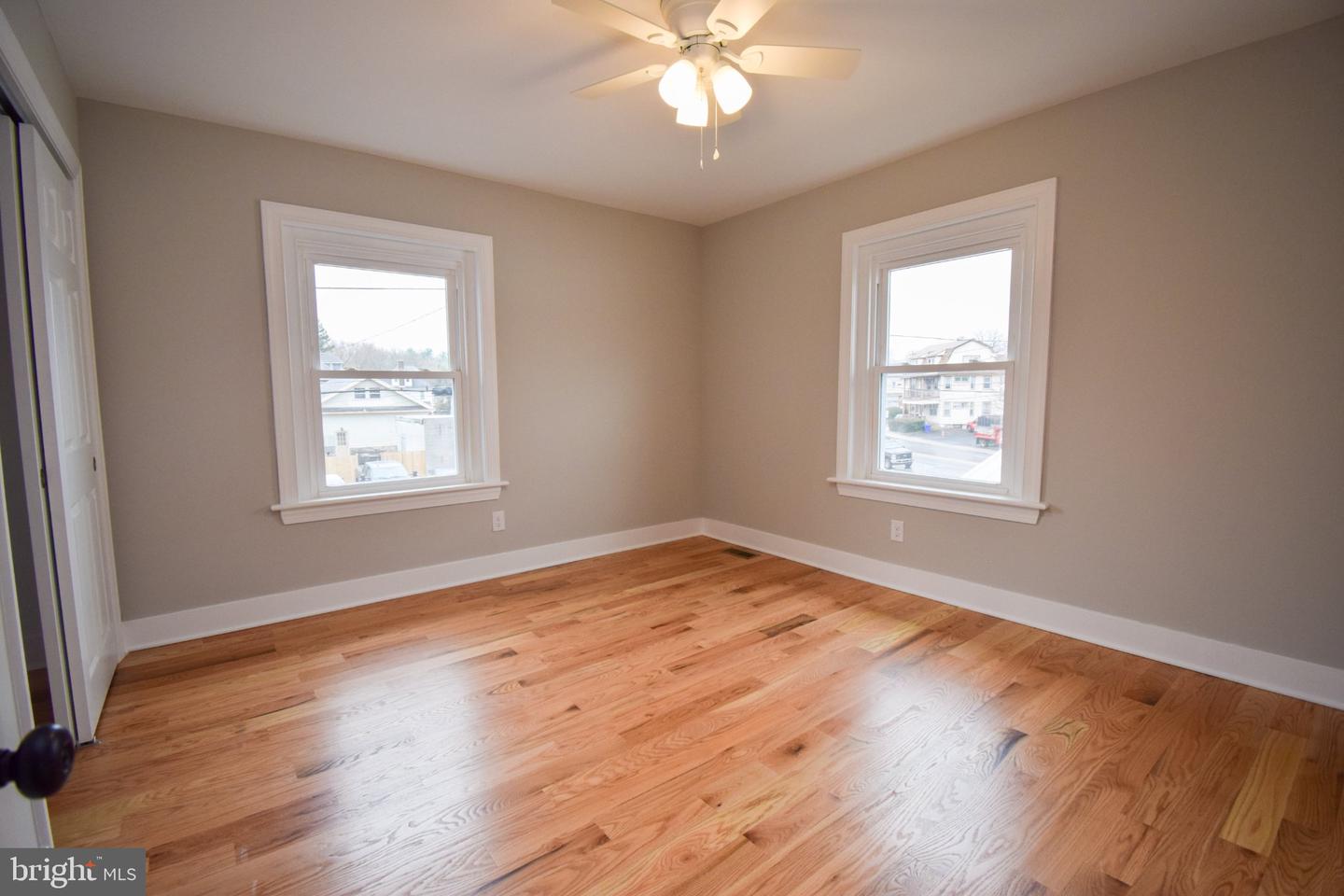 207 Paxson Ave Property Photo 12