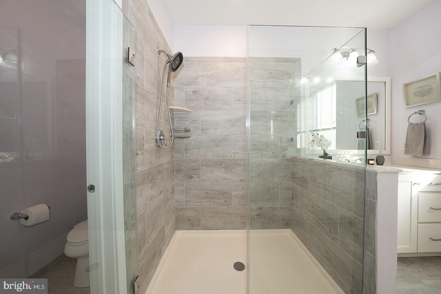 407 Lakeview Ct #5 Lower Property Photo 30