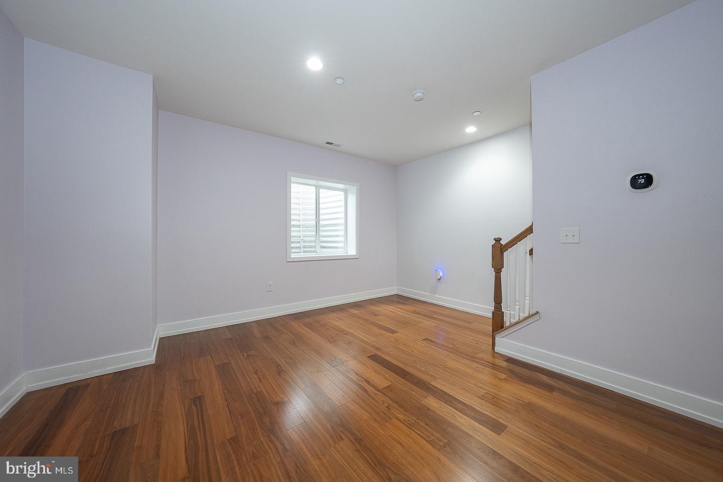 407 Lakeview Ct #5 Lower Property Photo 44