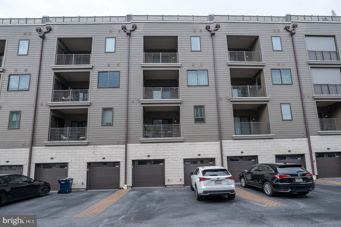 407 Lakeview Ct #5 Lower Property Photo 46