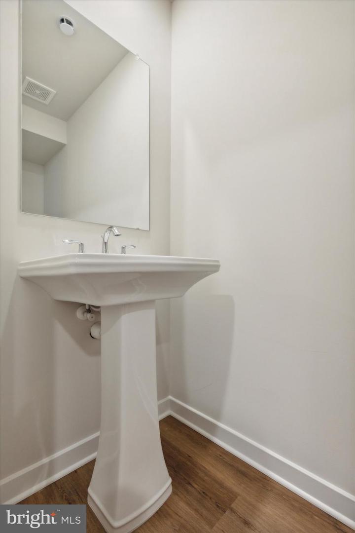 308 Bennetts Ct Property Photo 7