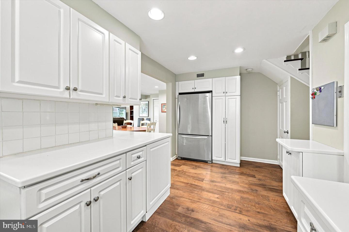 328 Hamilton Rd Property Photo 4
