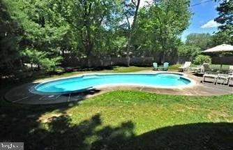 7303 Mountain Ave Property Photo 24