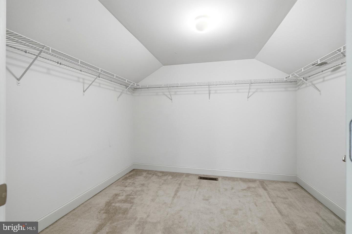 318 Elmwood Ln Property Photo 71