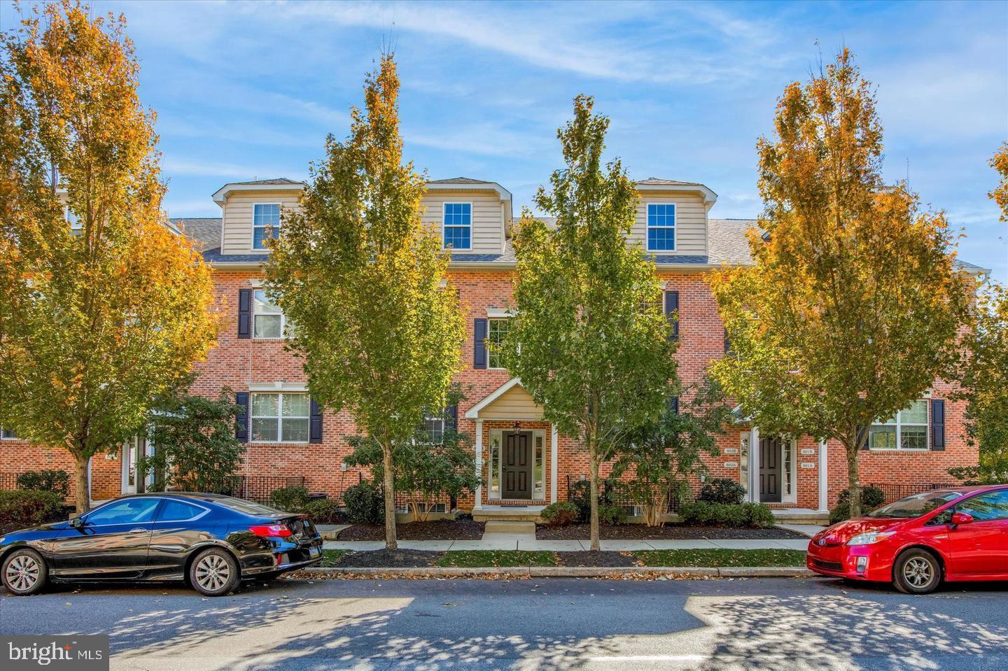 805-A SPRING MILL AVE