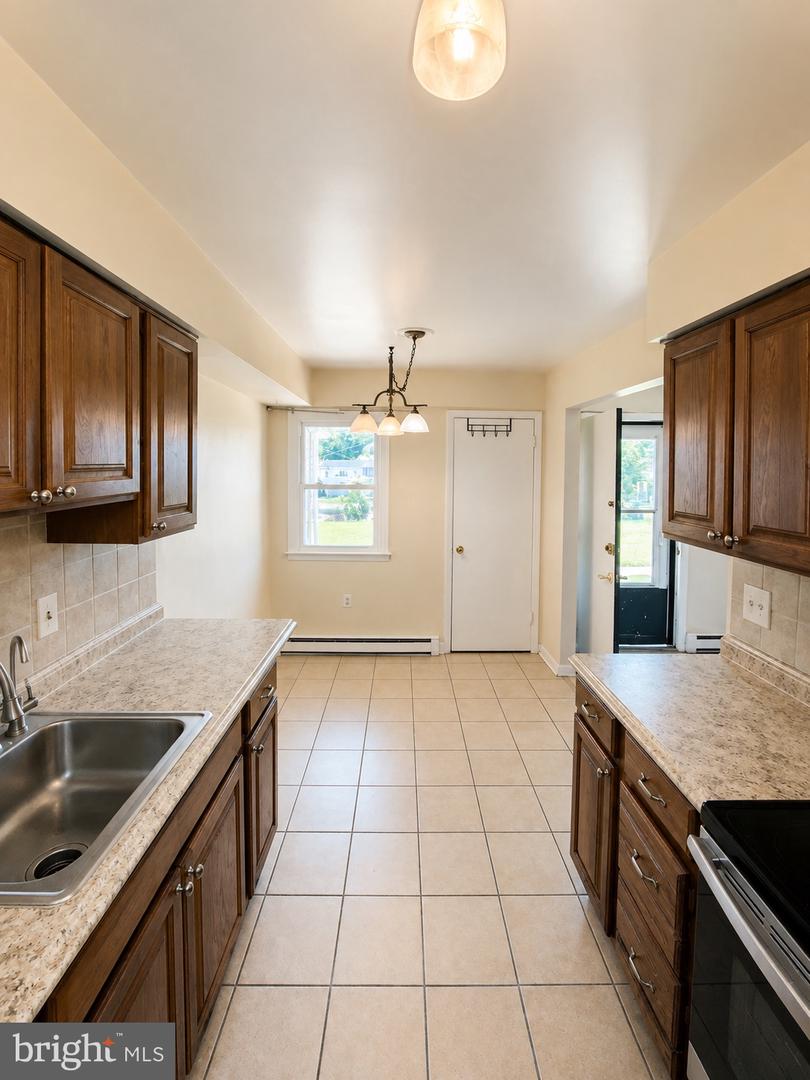 2539 Jenkintown Rd #112 Property Photo 8