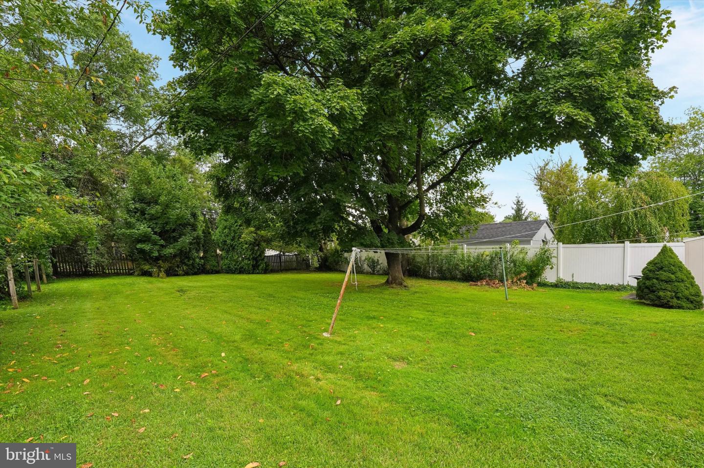 23 Norwyn Rd # Property Photo 22