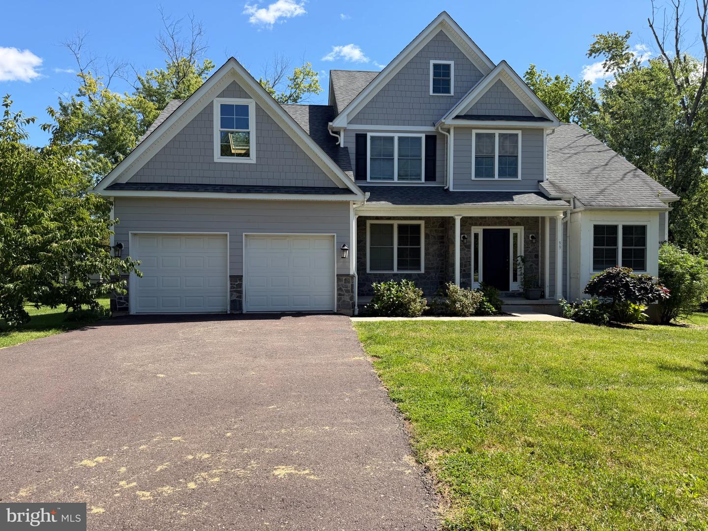 99 Caroline Dr Property Photo 1