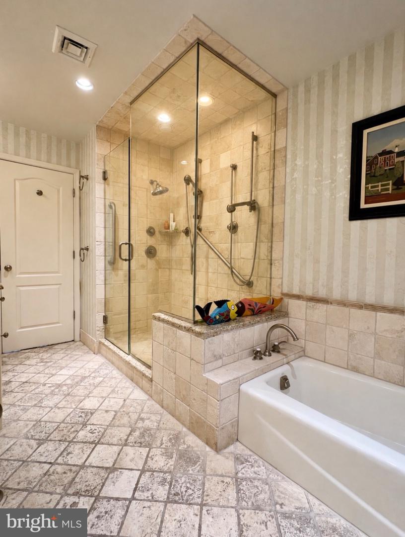 1785 Oak Hill Dr Property Photo 33