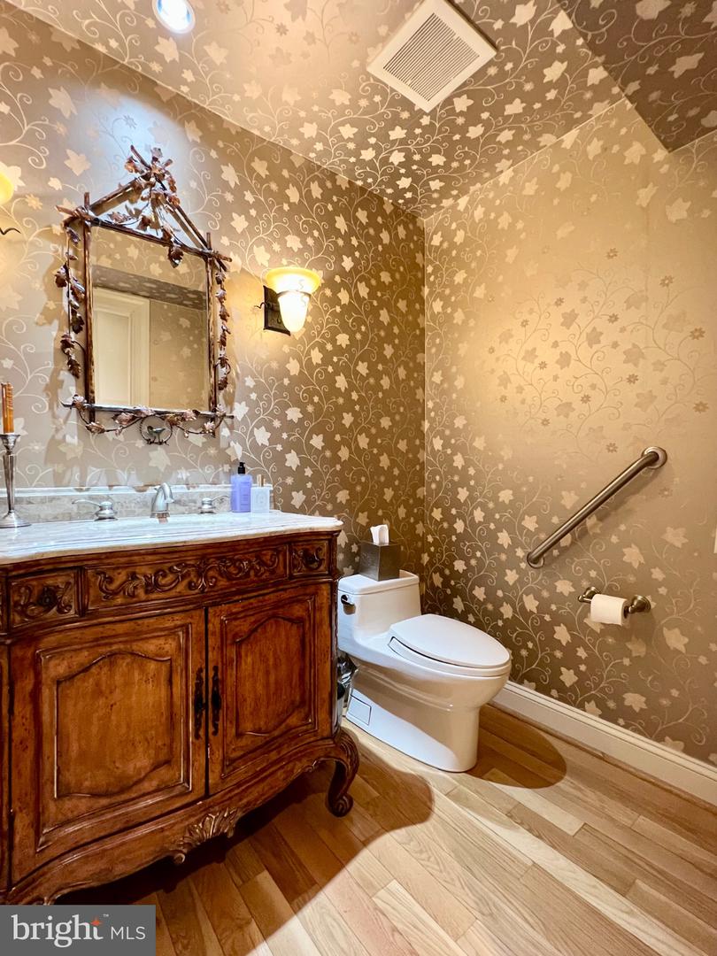 1785 Oak Hill Dr Property Photo 37
