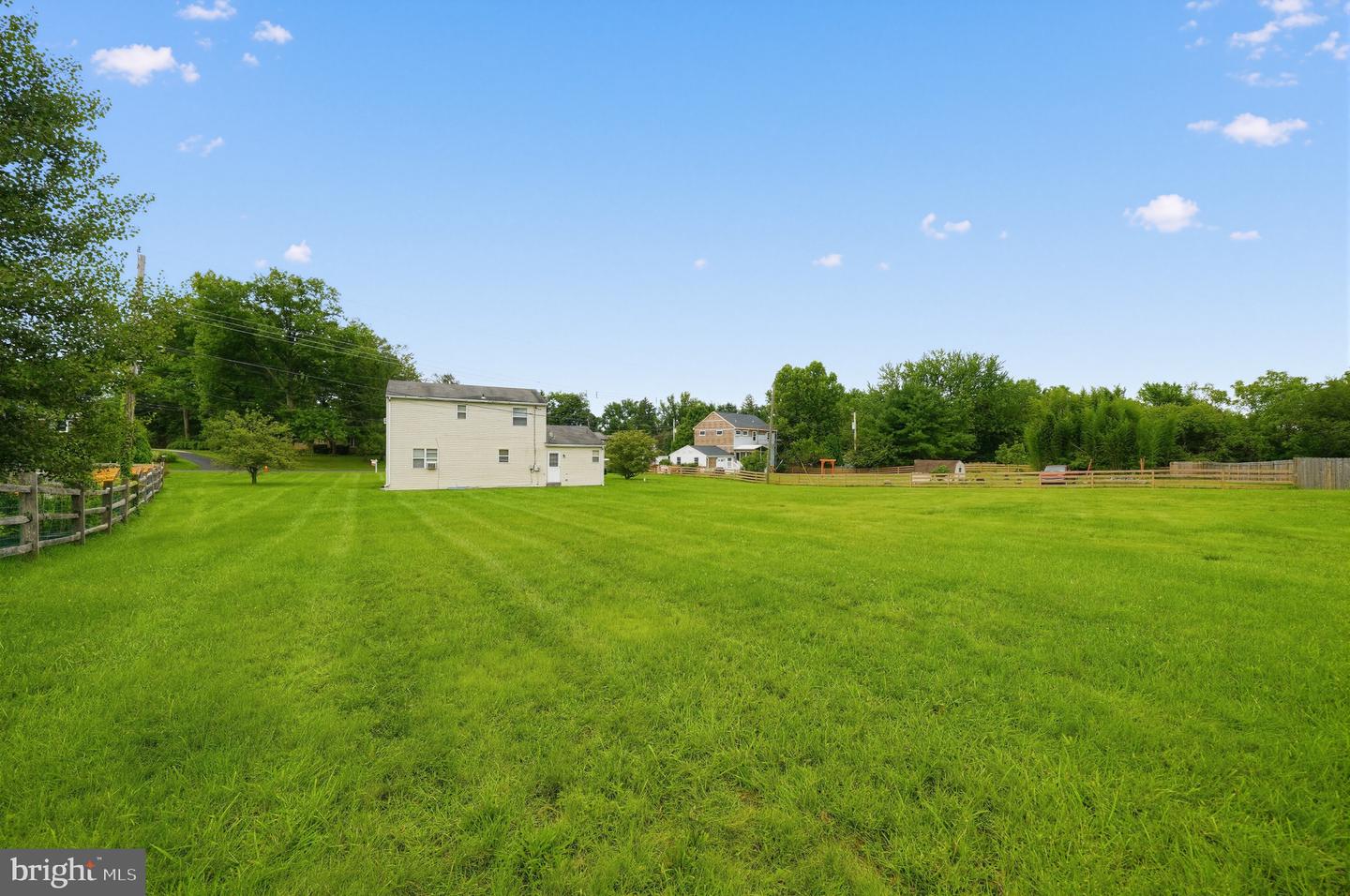 2037 Store Rd Property Photo 2