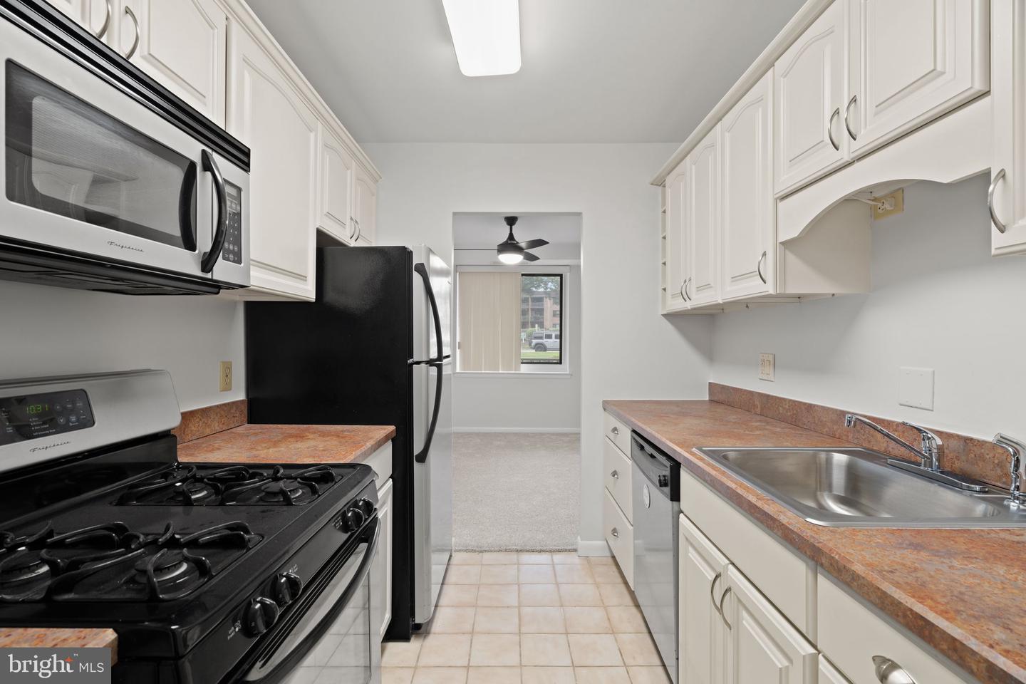 1637 Oakwood Dr #condo 215 Property Photo 10