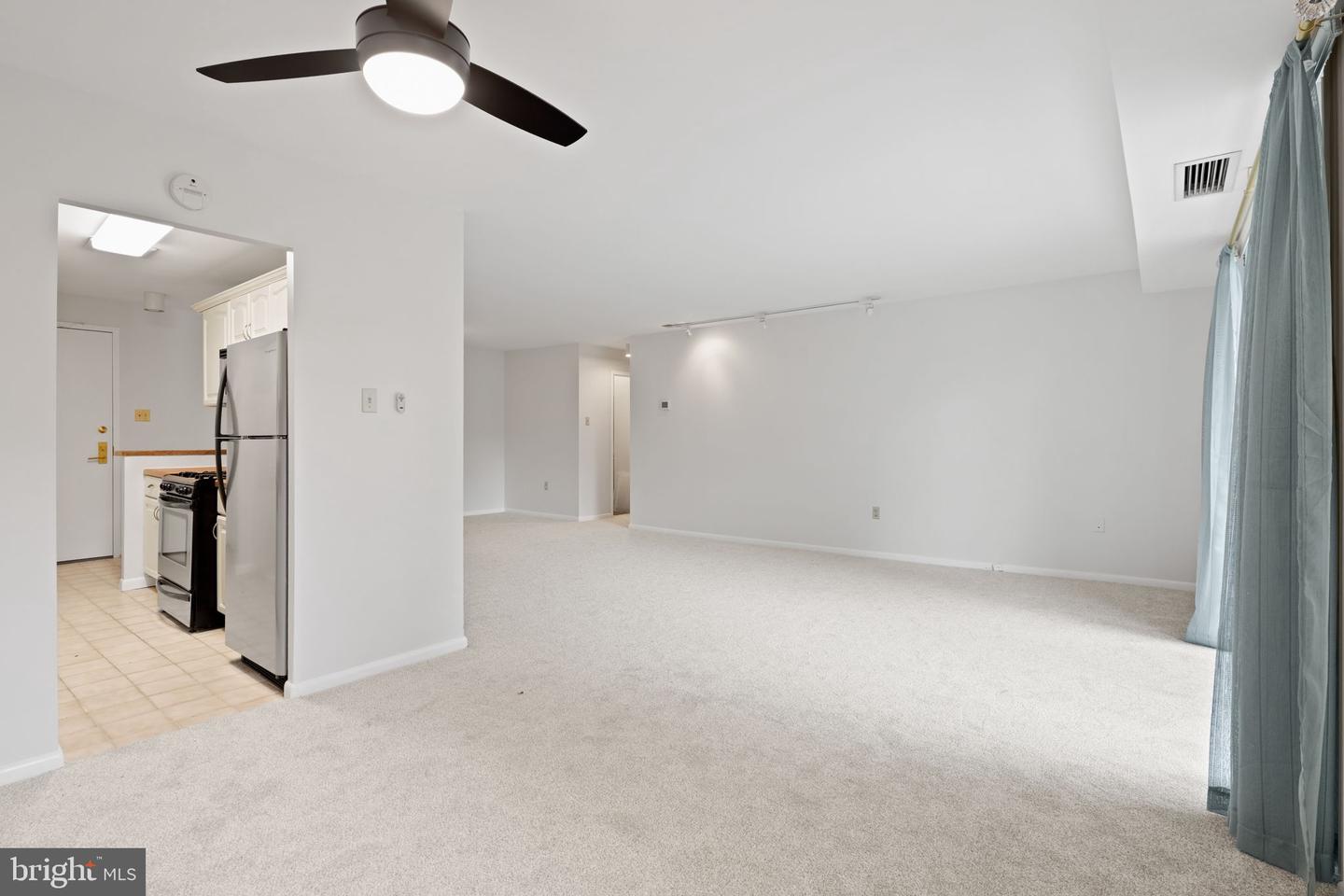 1637 Oakwood Dr #condo 215 Property Photo 17