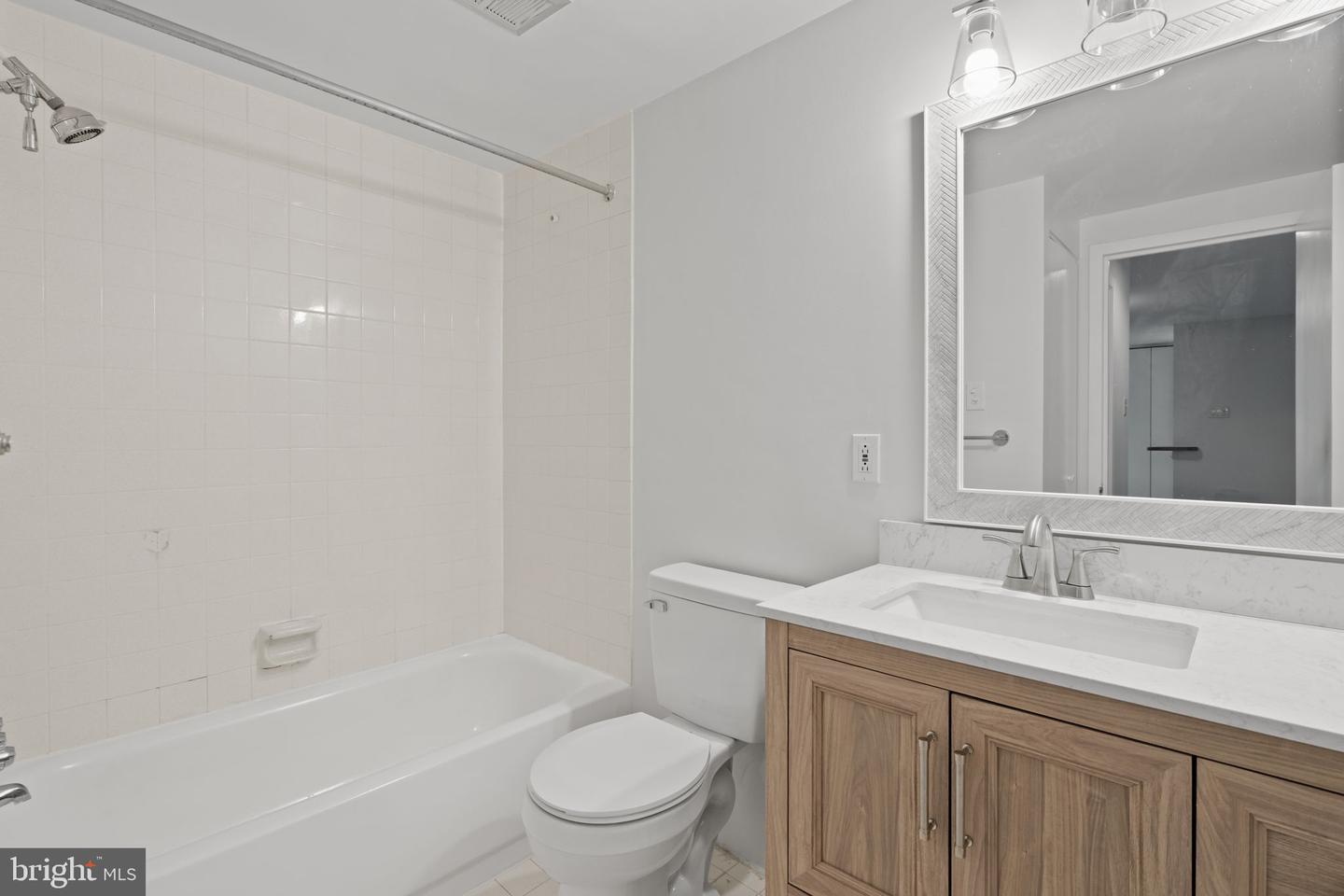 1637 Oakwood Dr #condo 215 Property Photo 23