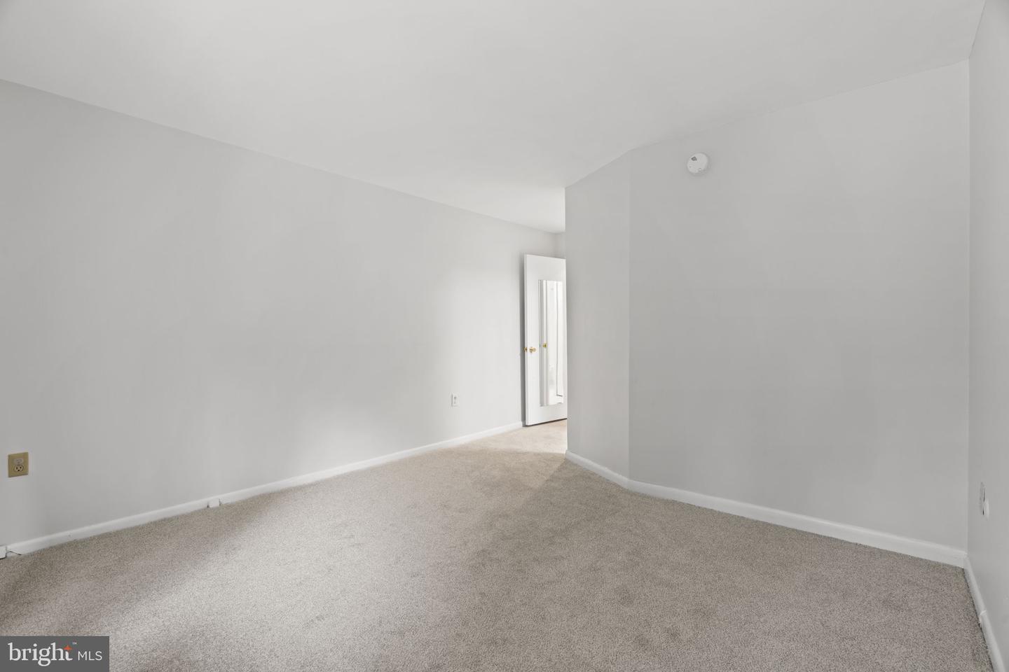 1637 Oakwood Dr #condo 215 Property Photo 31