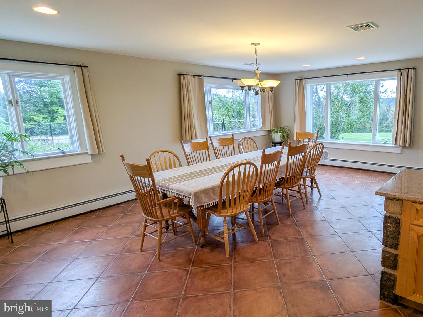 1088 Graber Rd Property Photo 10