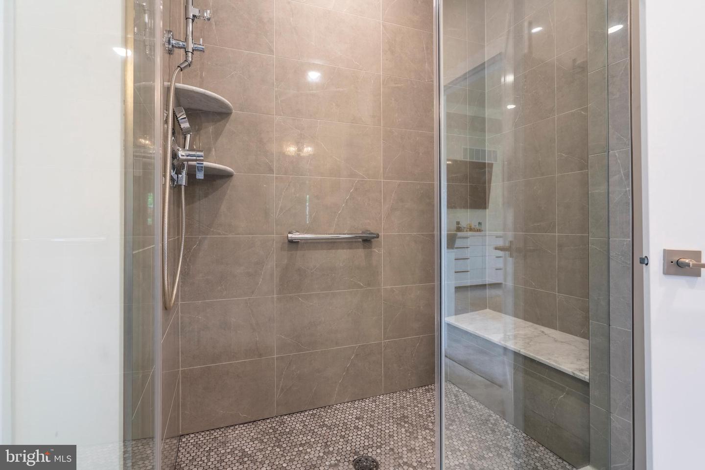 1101 Hewes St Property Photo 24