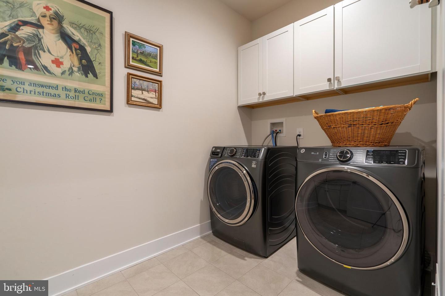 1101 Hewes St Property Photo 27