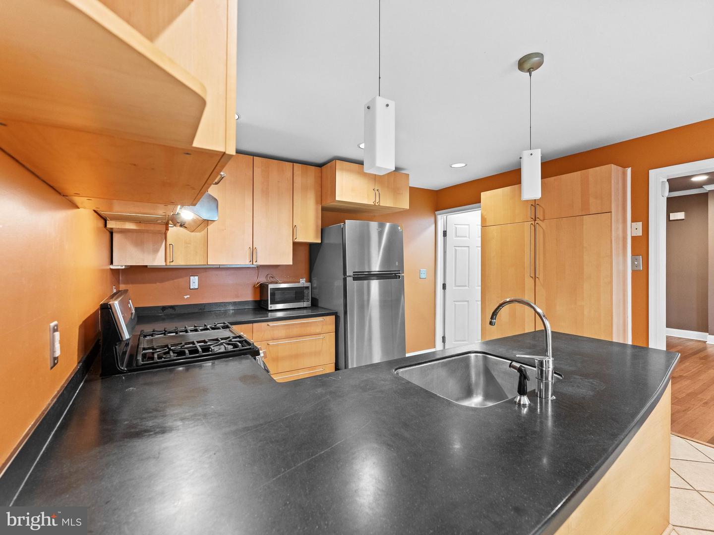 316 Locust Ave Property Photo 12