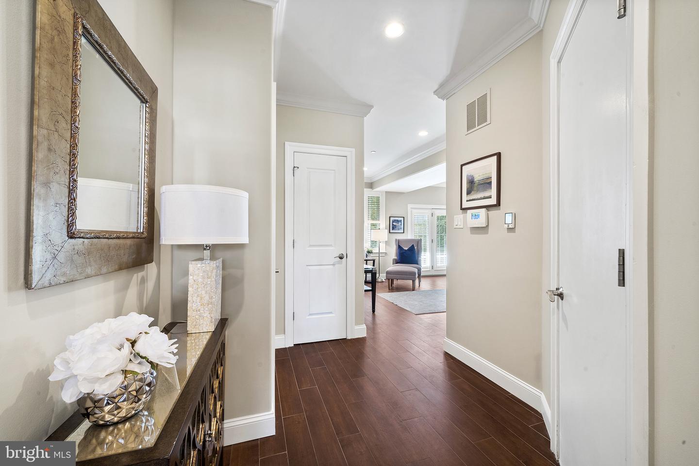 101 Woodside Rd #c Property Photo 3