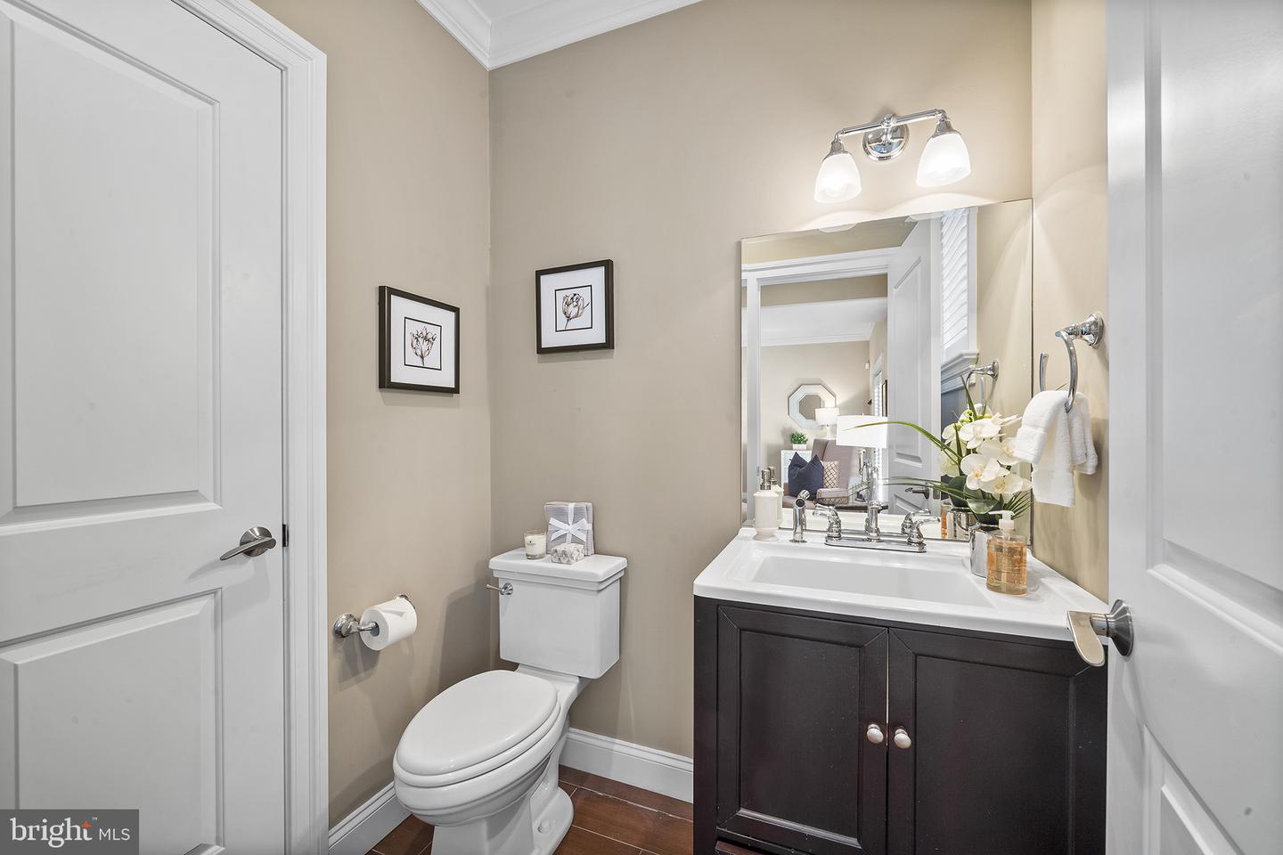 101 Woodside Rd #c Property Photo 6