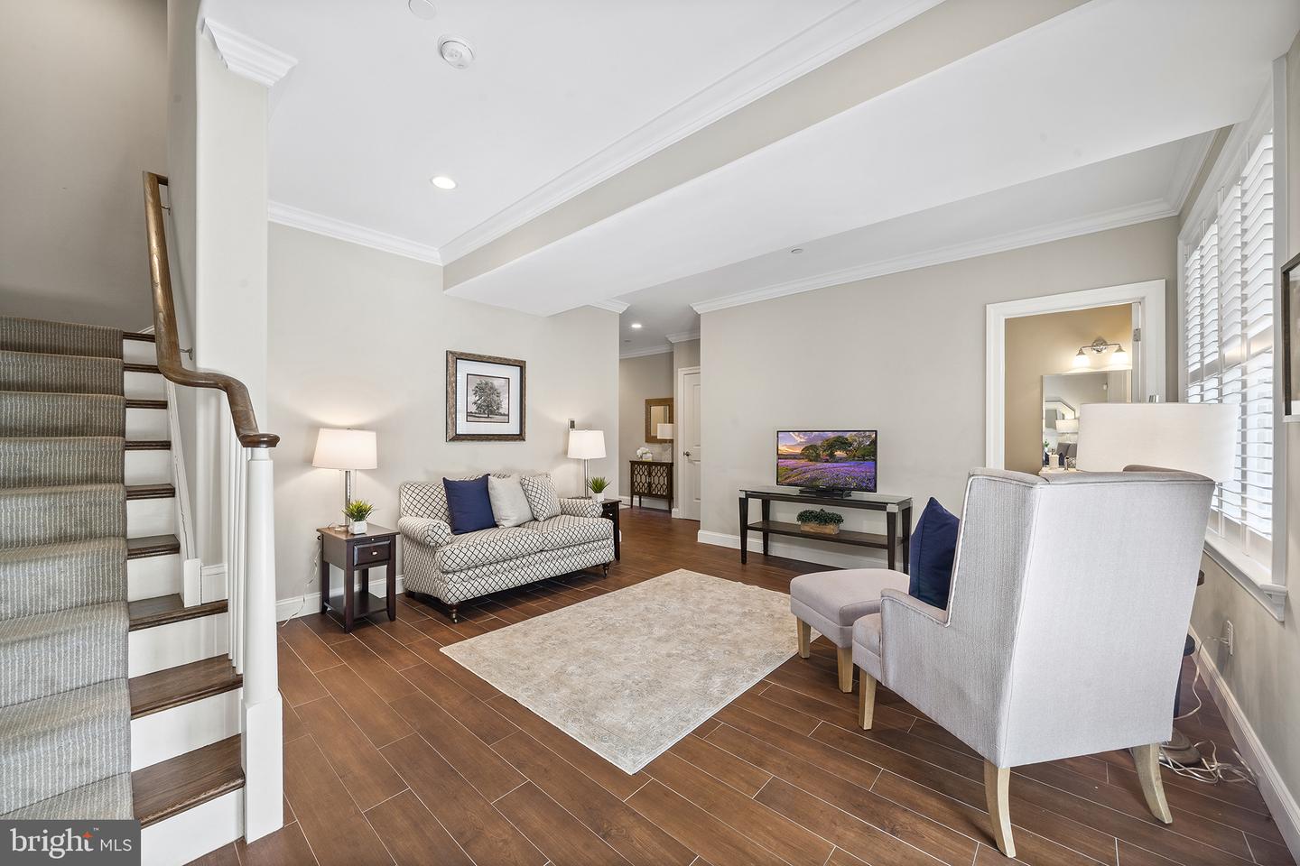 101 Woodside Rd #c Property Photo 7