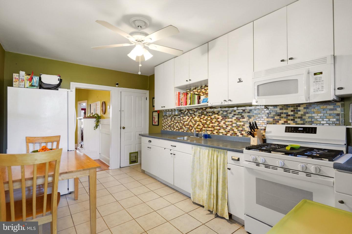 1069 South St Property Photo 5