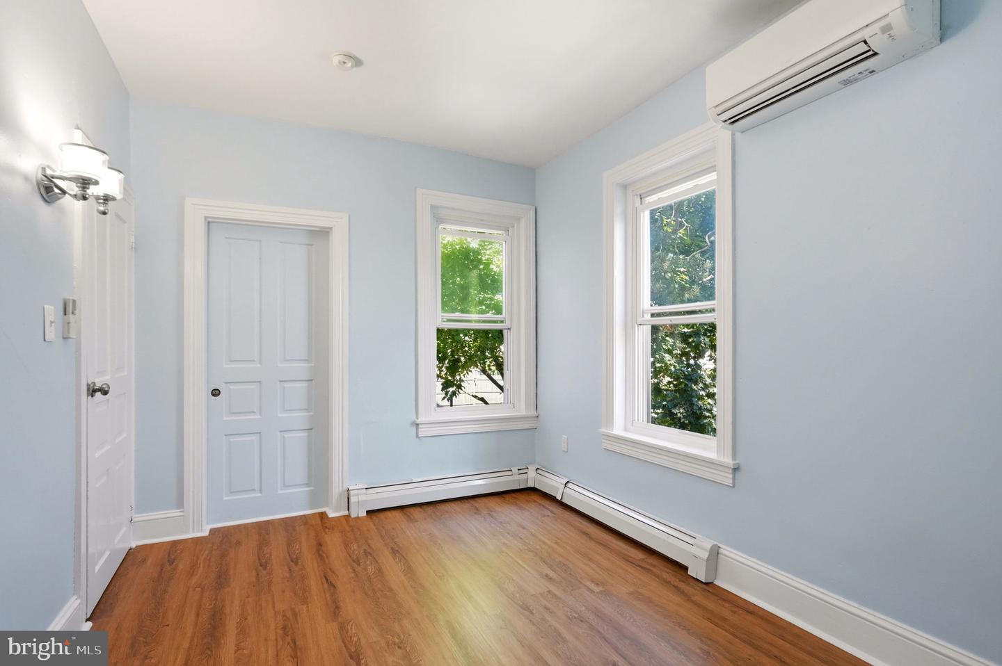 1069 South St Property Photo 11