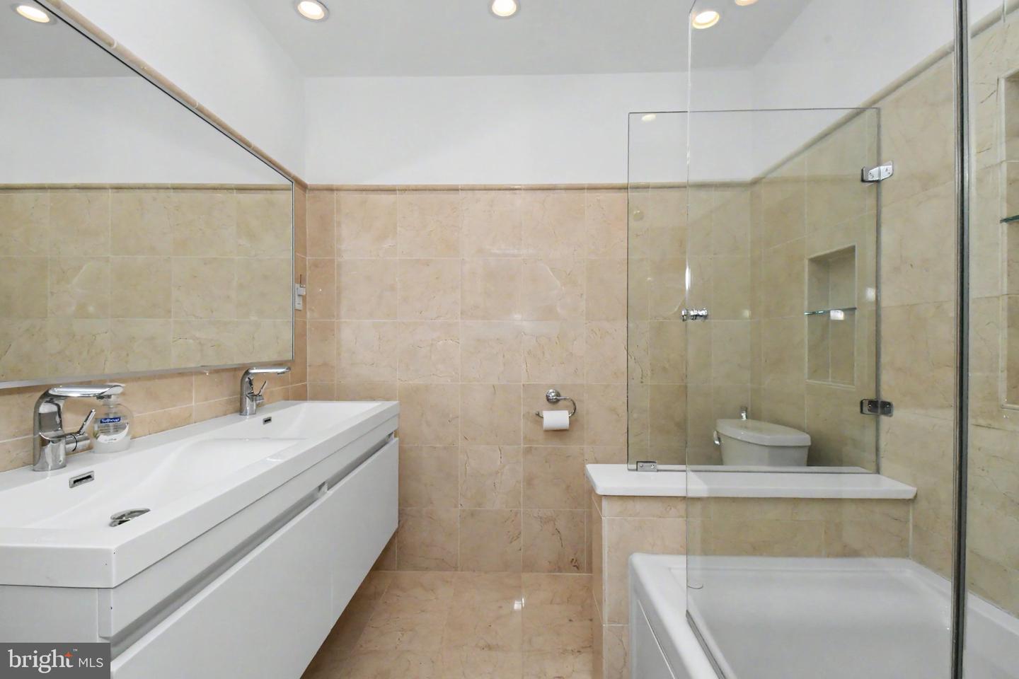 24 School Property Photo 27