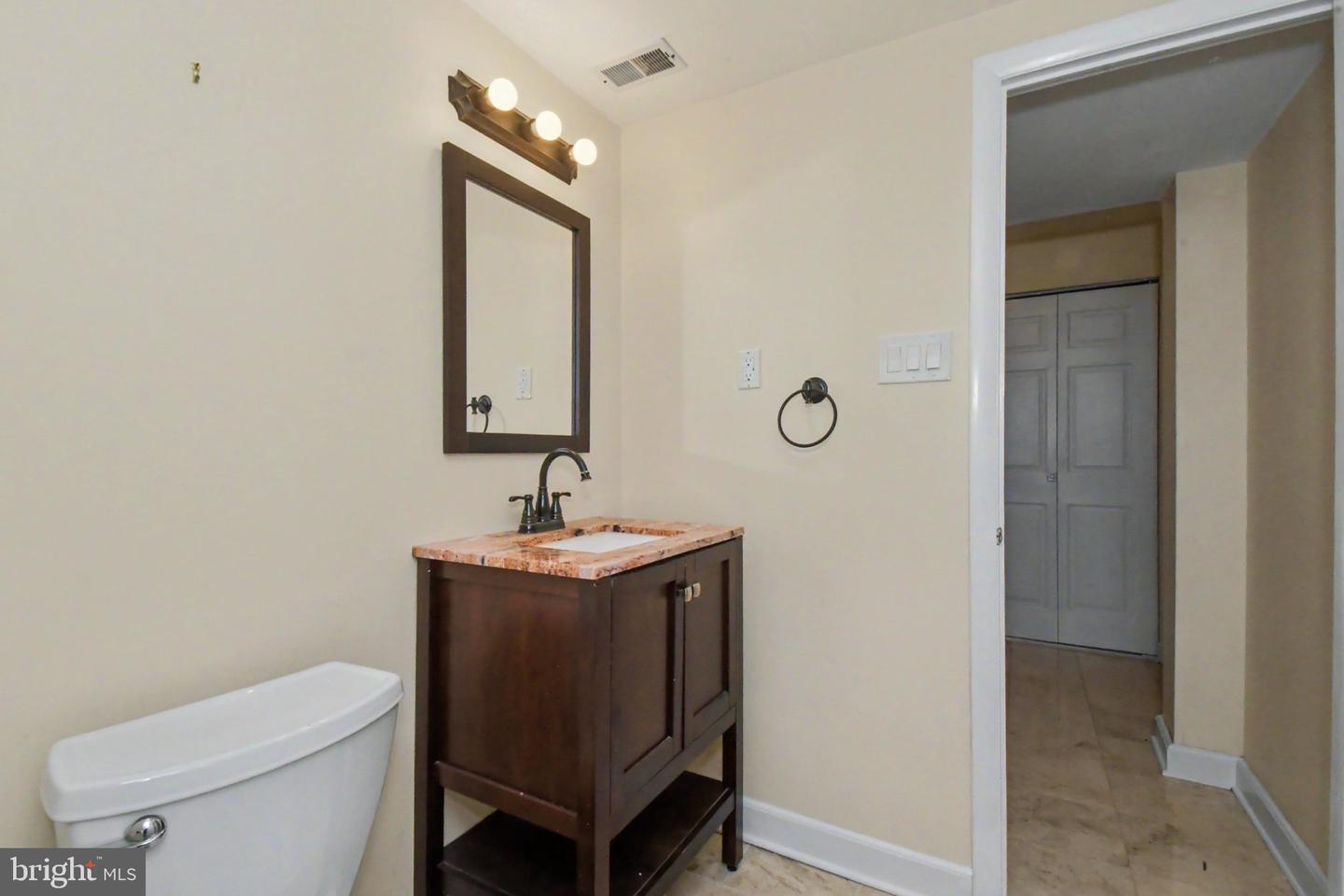24 School Property Photo 41