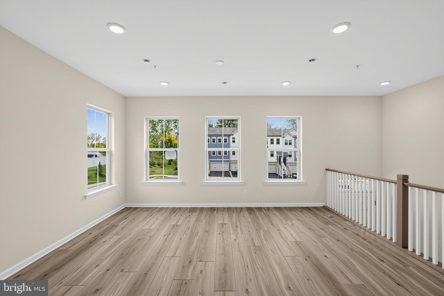 100 Beacon Ct #10405 Property Photo 5