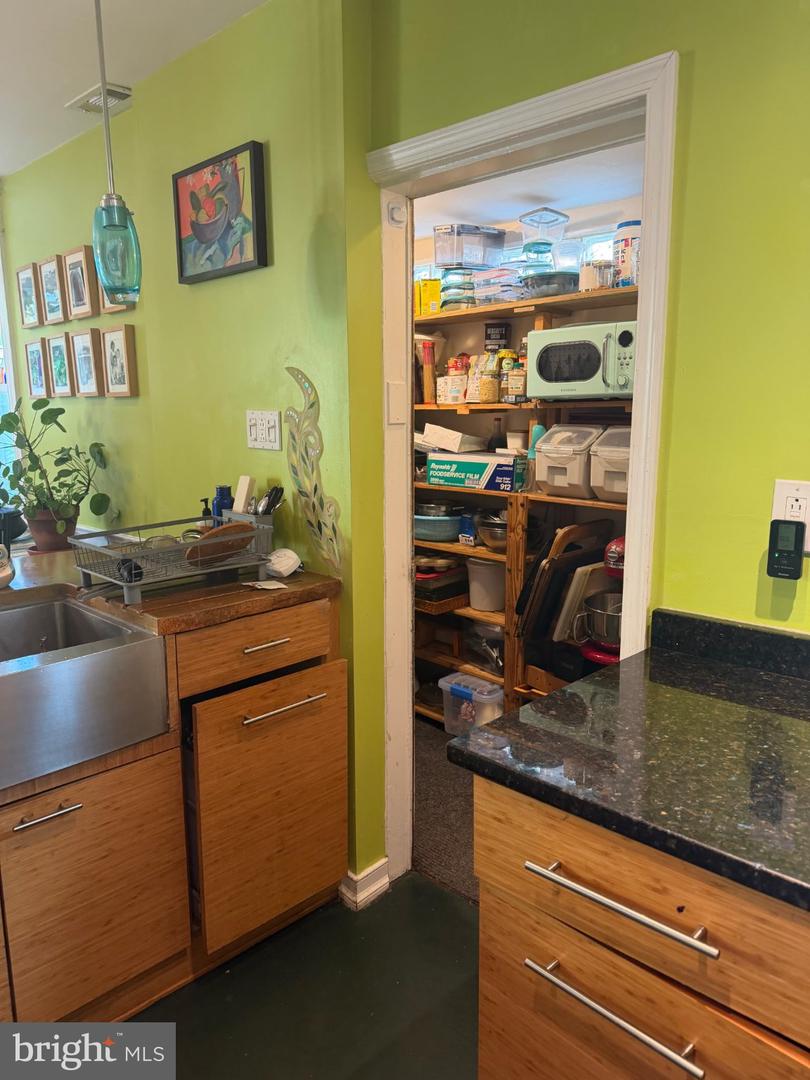 124 Kenilworth Rd # Property Photo 19