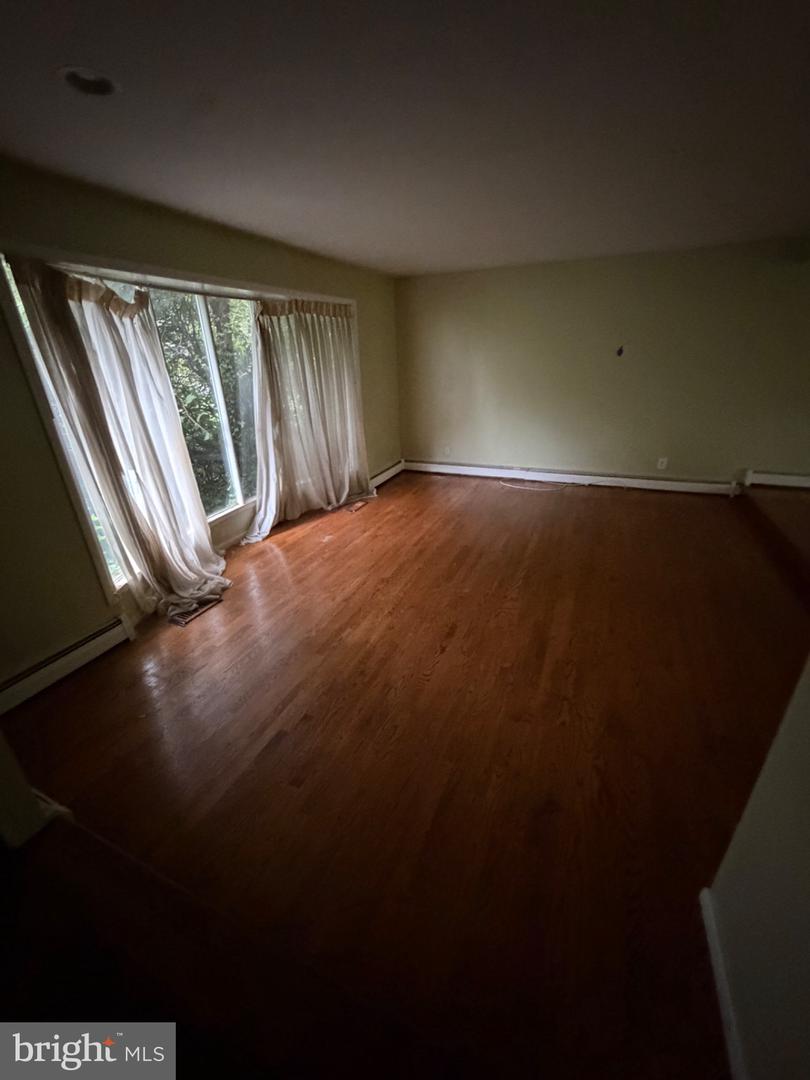 710 Oxford Rd Property Photo 11