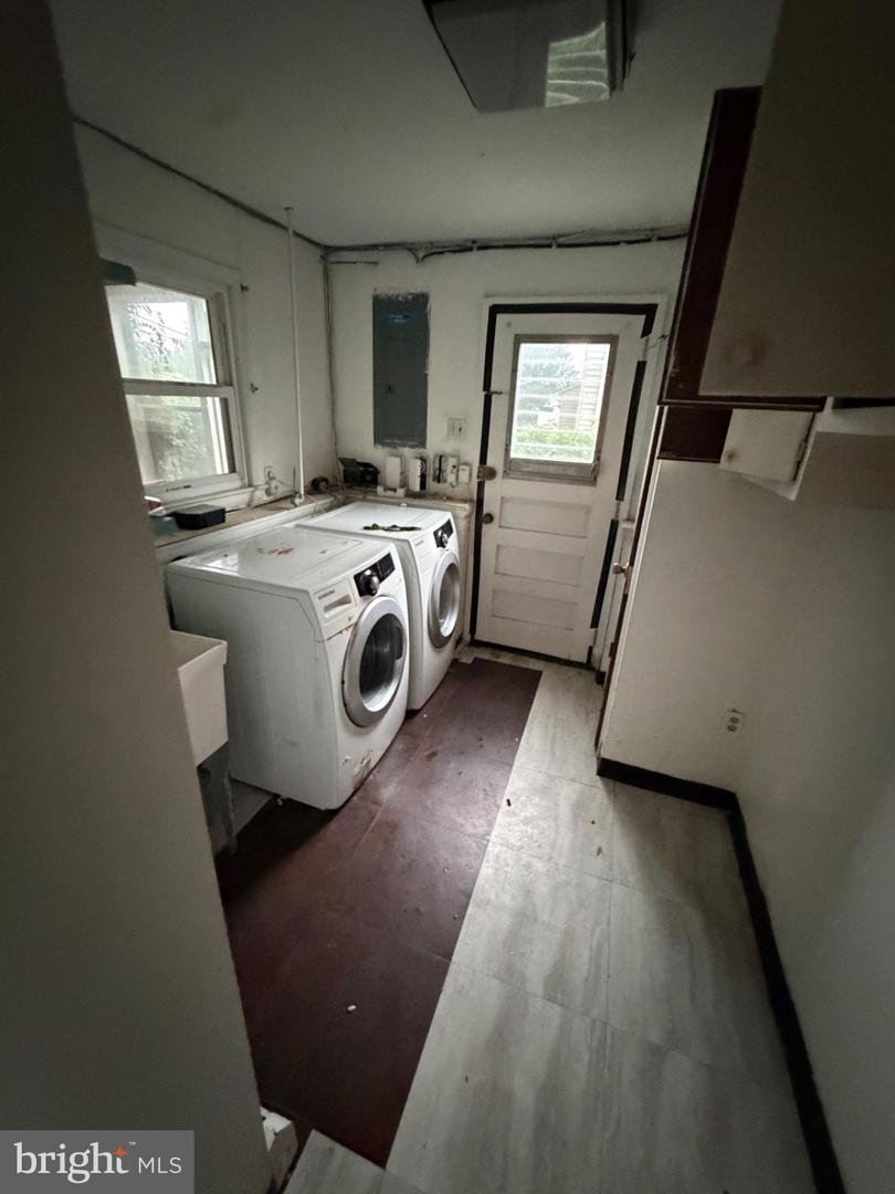 710 Oxford Rd Property Photo 12