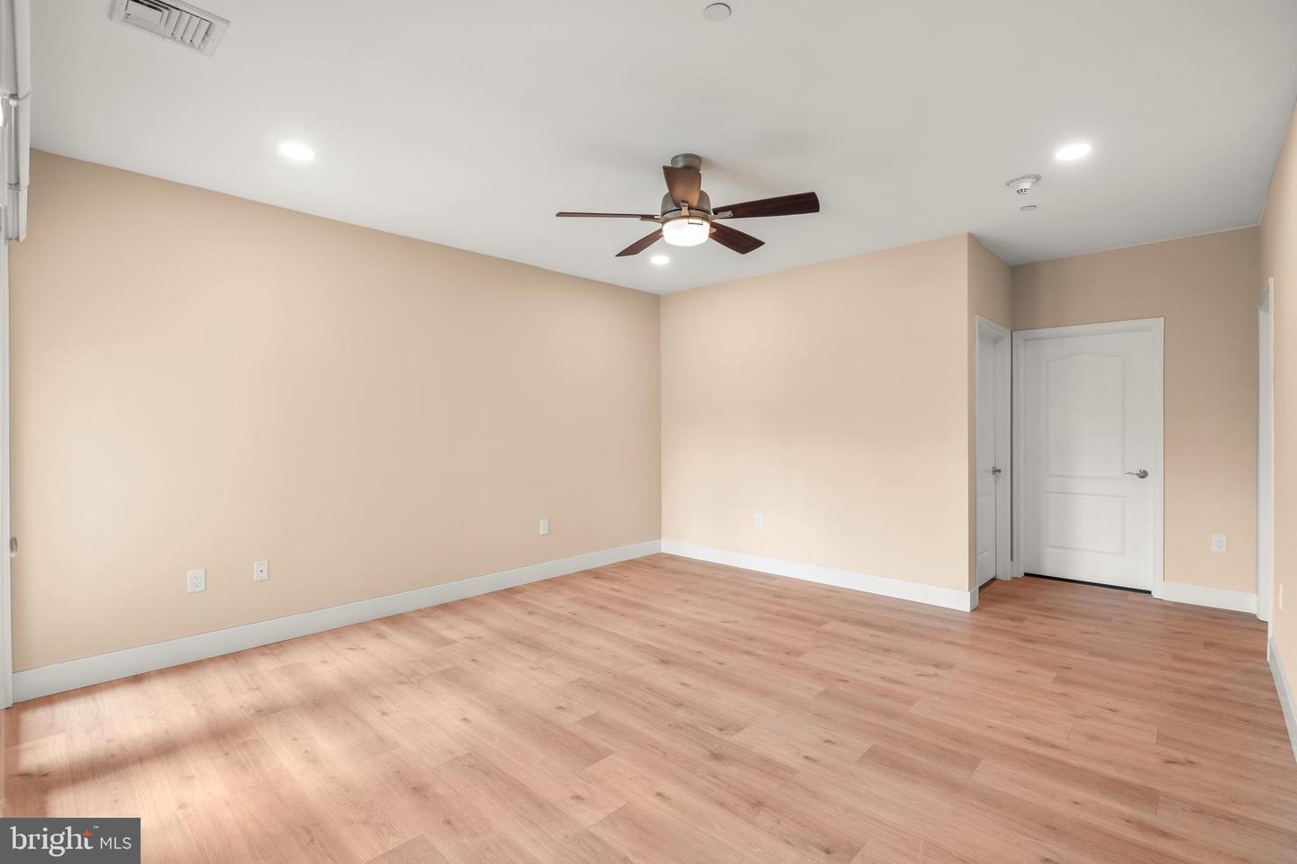 354 Carson Ter Property Photo 21