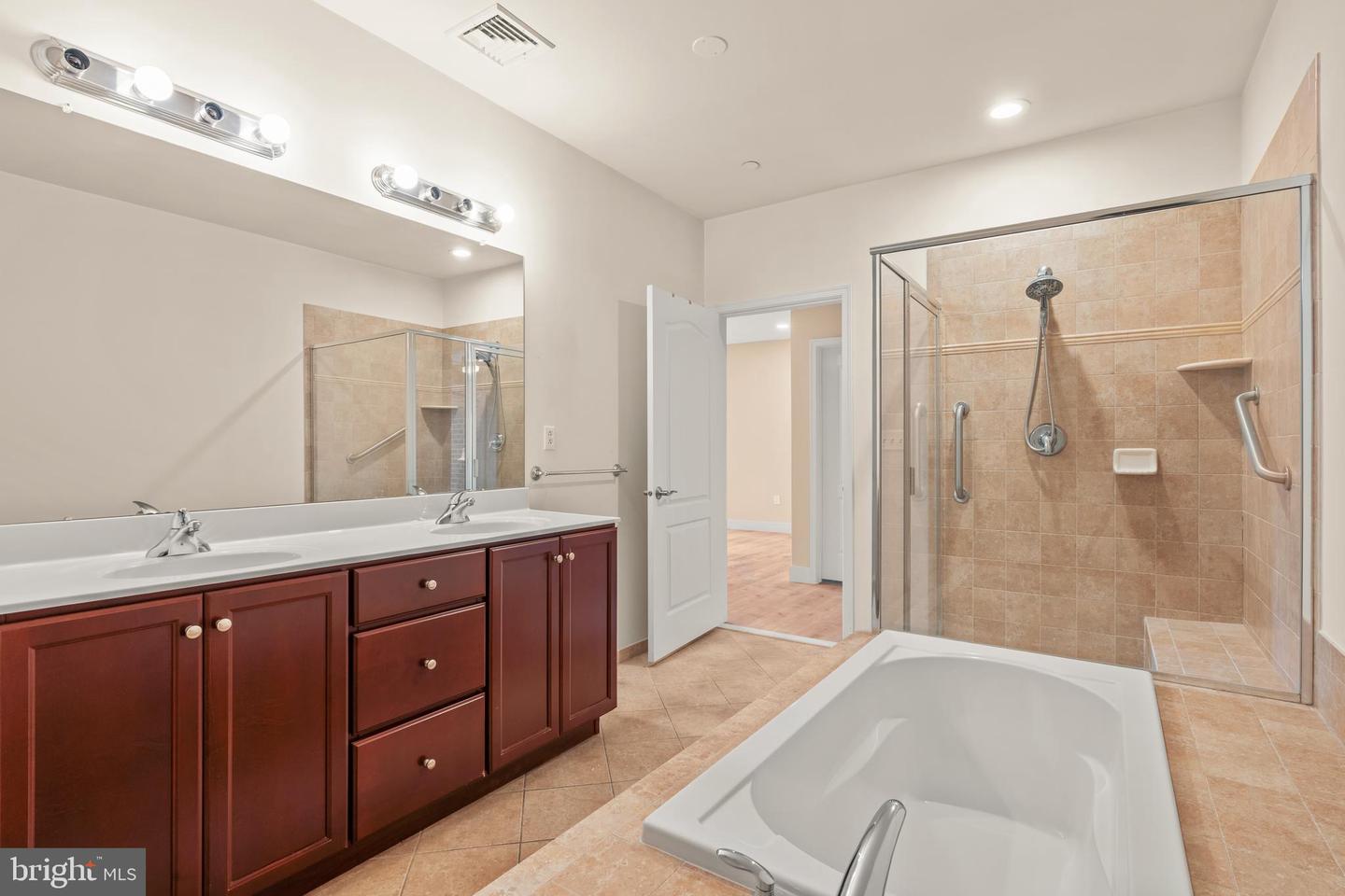 354 Carson Ter Property Photo 22